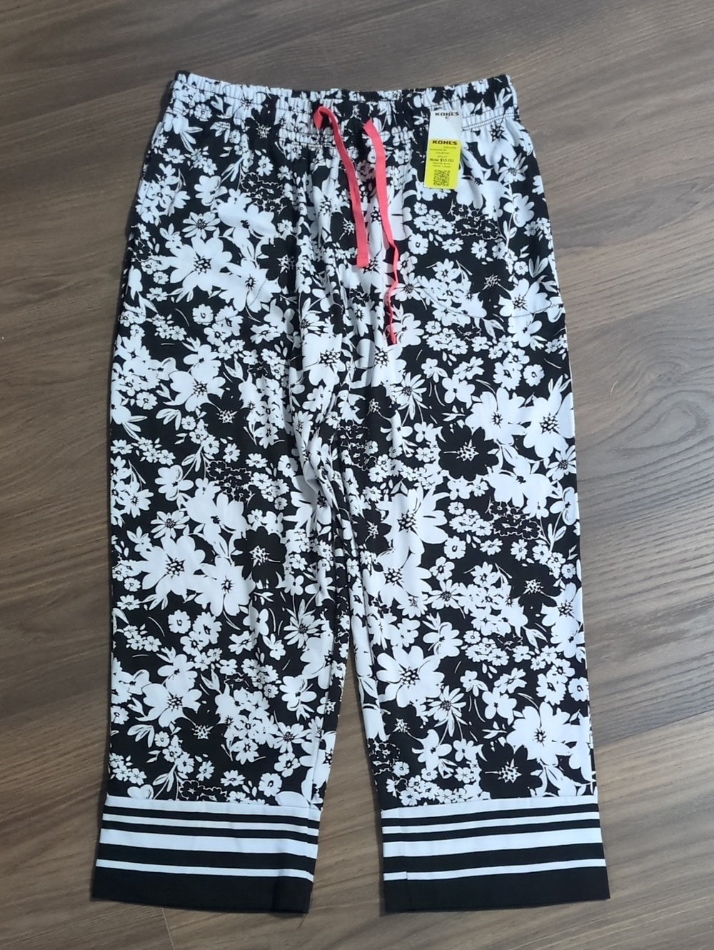 Kohl's Black and White Floral Pajama Bottoms with Coral Drawstring